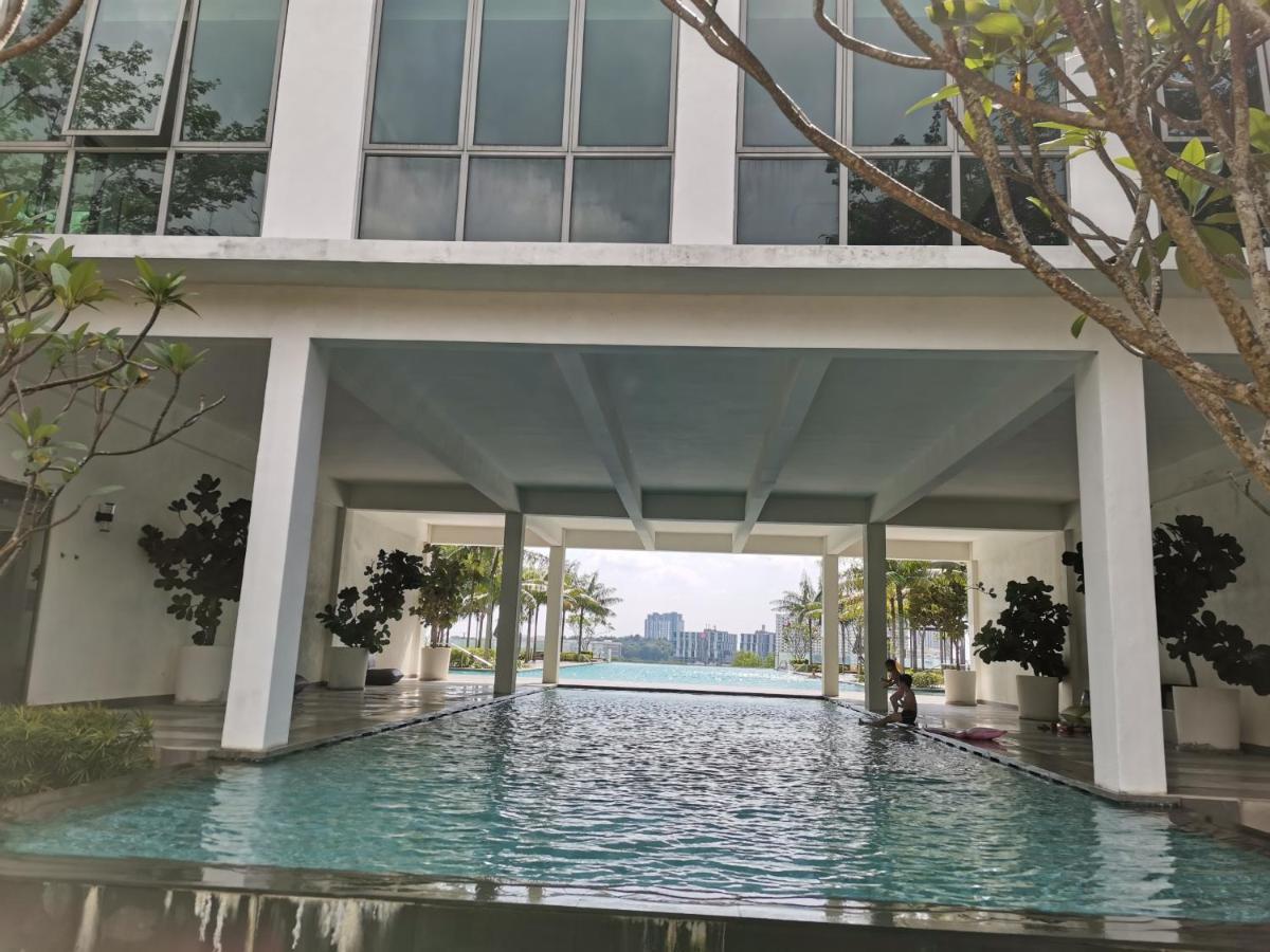 Studio Apartment Cyberjaya Near Bus Terminal Kültér fotó